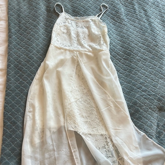 Dresses & Skirts - Spaghetti Strap High Low Dress in White
